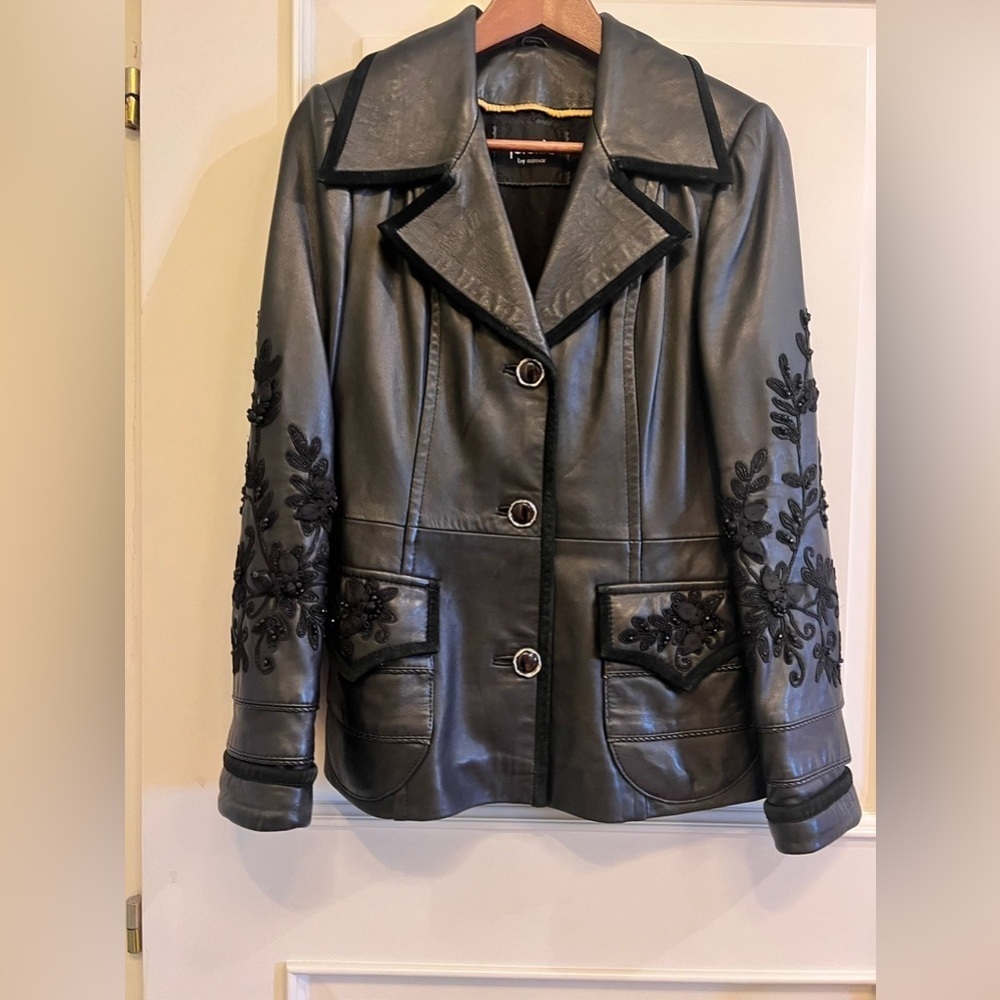 Black Leather vintage genuine Jacket with Embroidered Sleeves size M List
